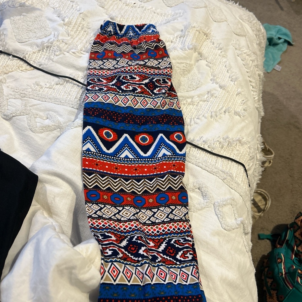 LuLaRoe Multicolor Patterned Leggings